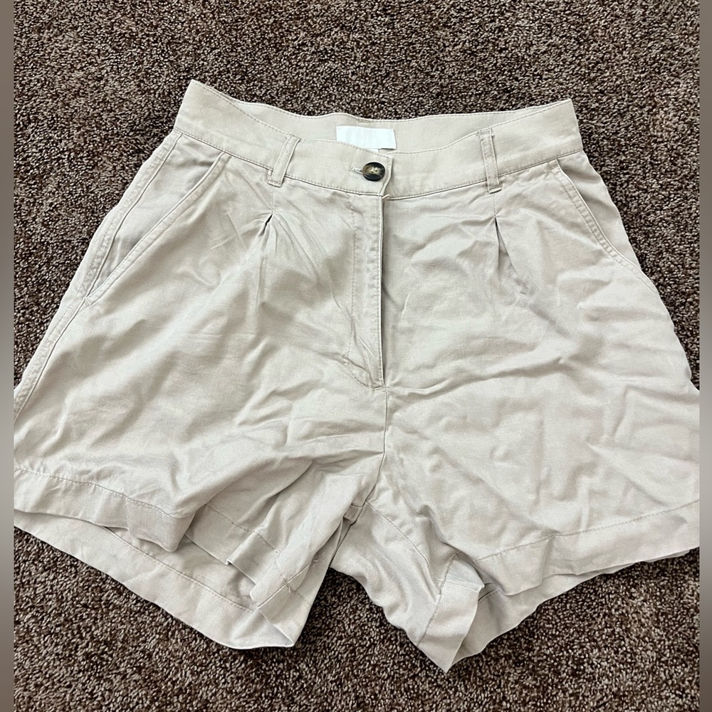 H&M trouser short.